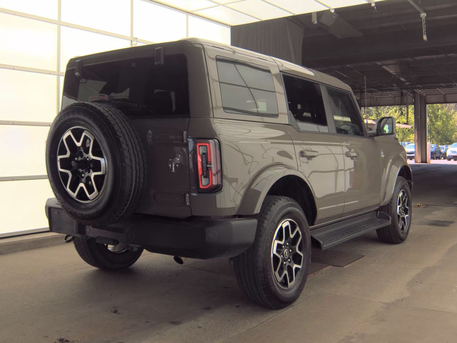 FORD BRONCO - 6