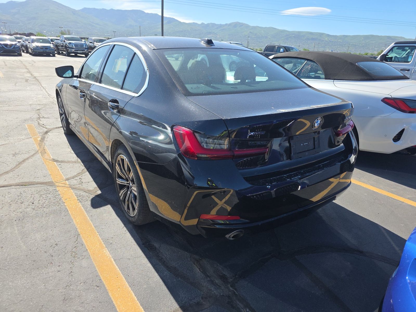 2025 BMW 3 Series 330i xDrive AWD