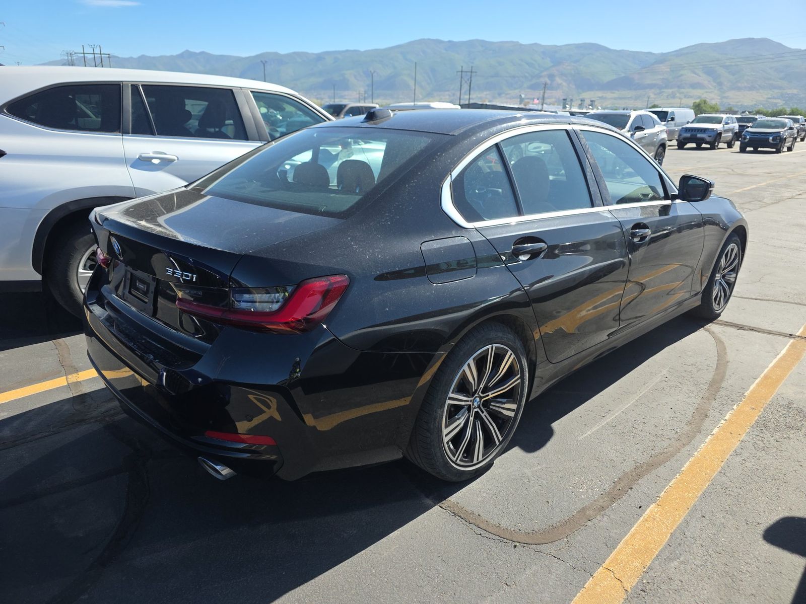 2025 BMW 3 Series 330i xDrive AWD