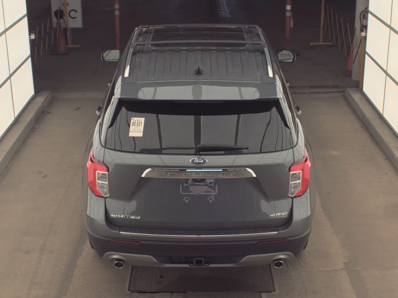 FORD EXPLORER - 7