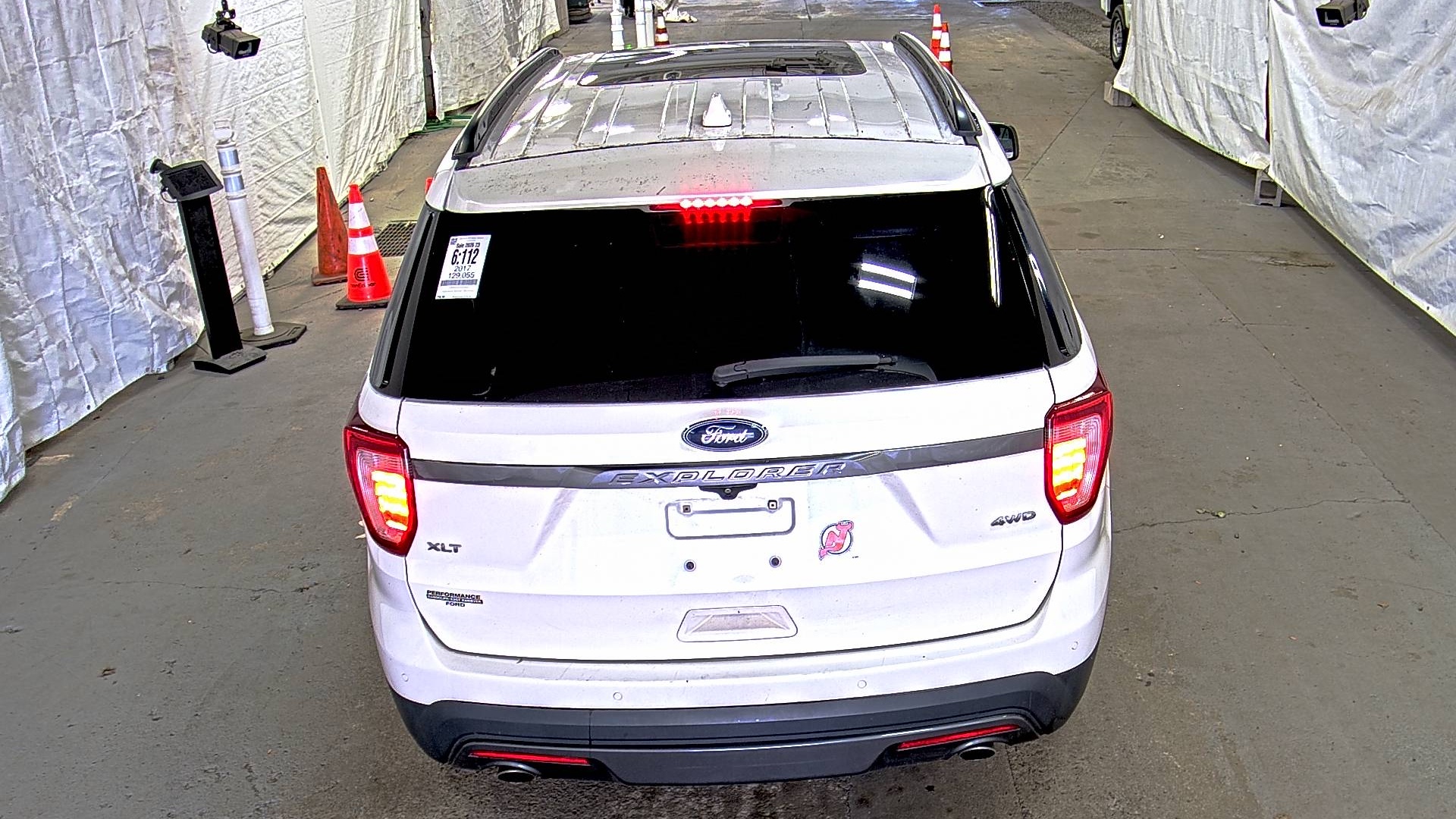 FORD EXPLORER - 6