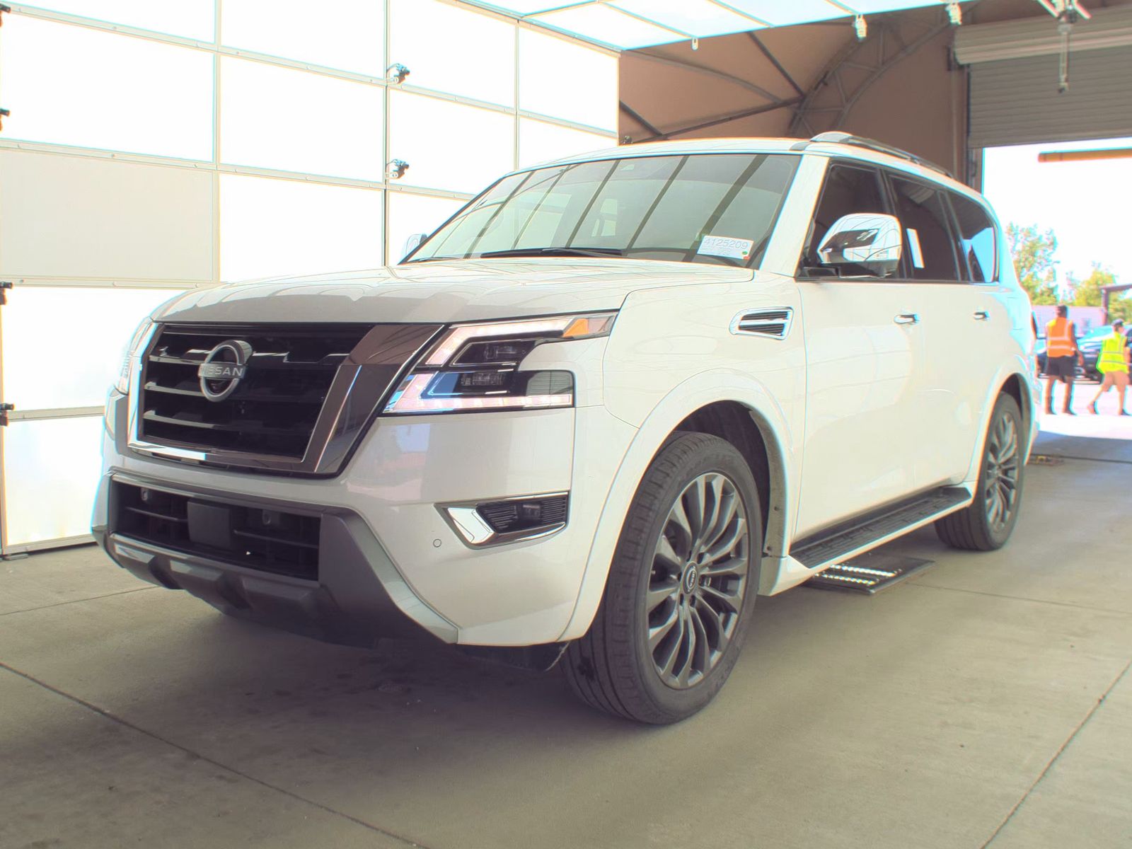 NISSAN ARMADA - 1