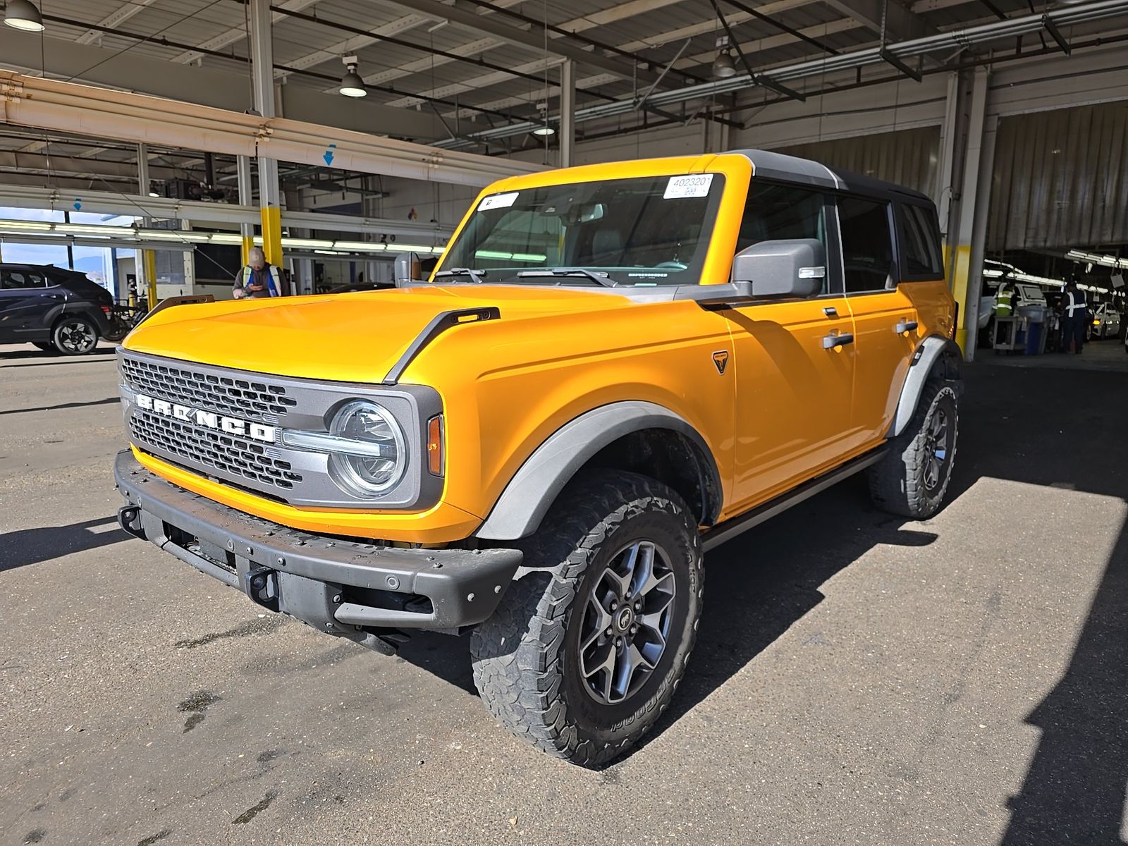 FORD BRONCO - 1