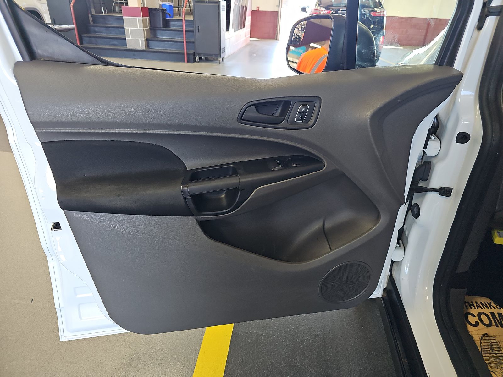 FORD TRANSIT CONNECT - 10