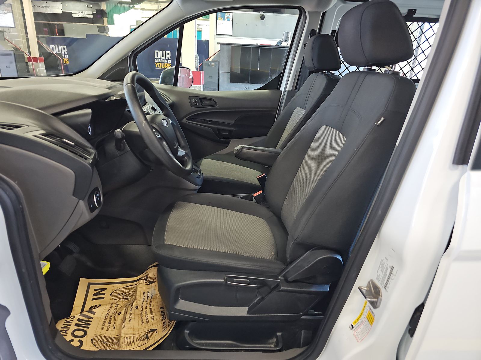 FORD TRANSIT CONNECT - 8