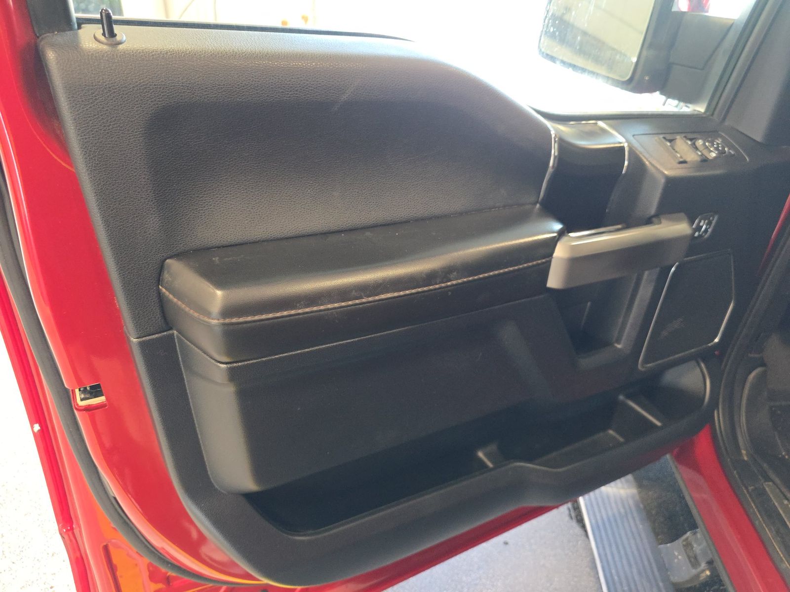 FORD F-150 - 10