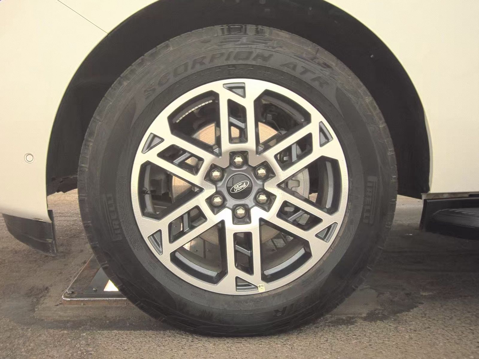 FORD EXPEDITION MAX - 10