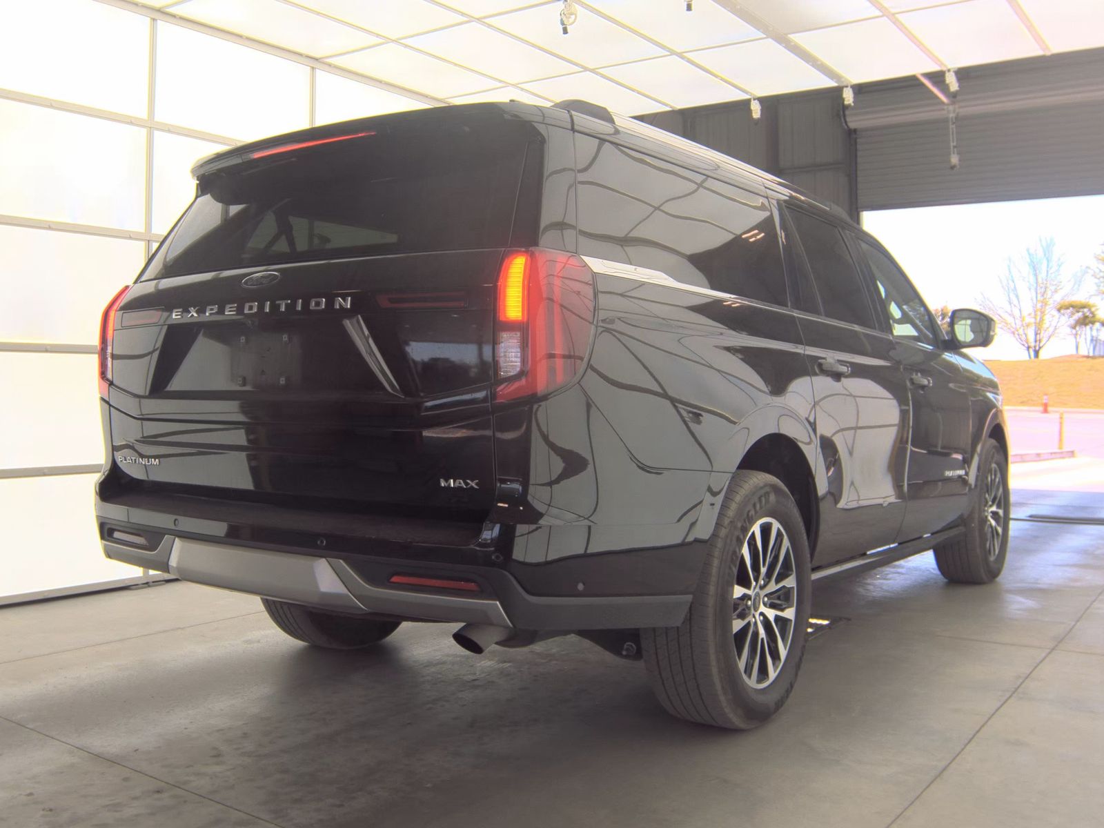 FORD EXPEDITION MAX - 5