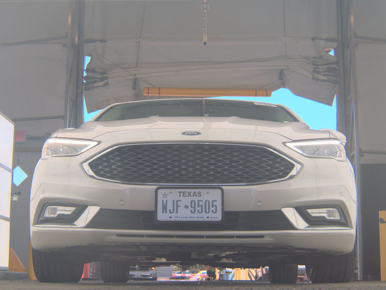 FORD FUSION - 4