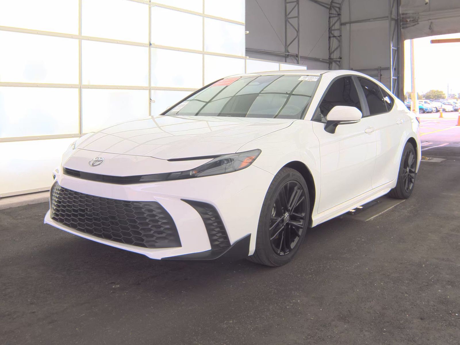 TOYOTA CAMRY - 1