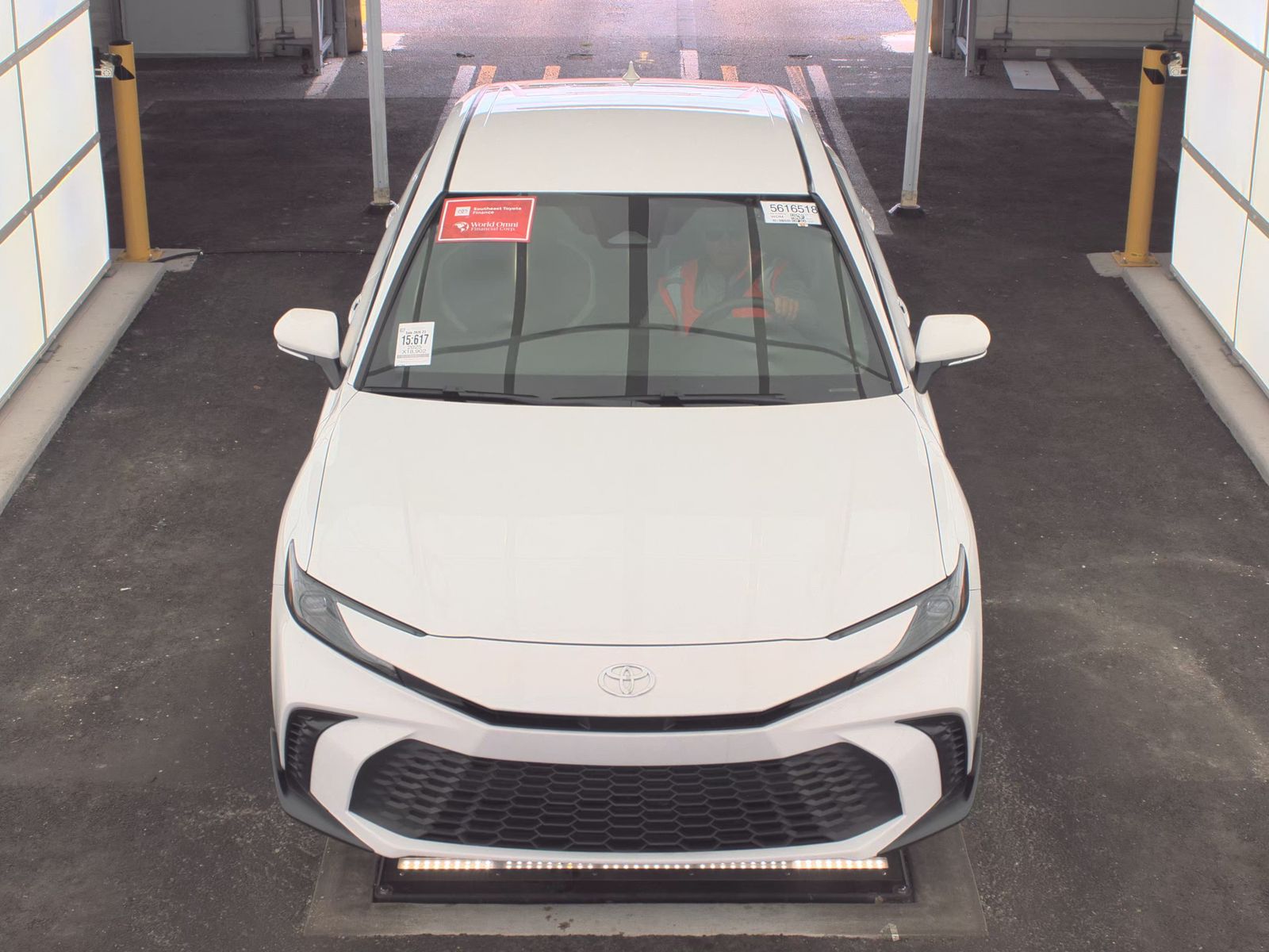 TOYOTA CAMRY - 3