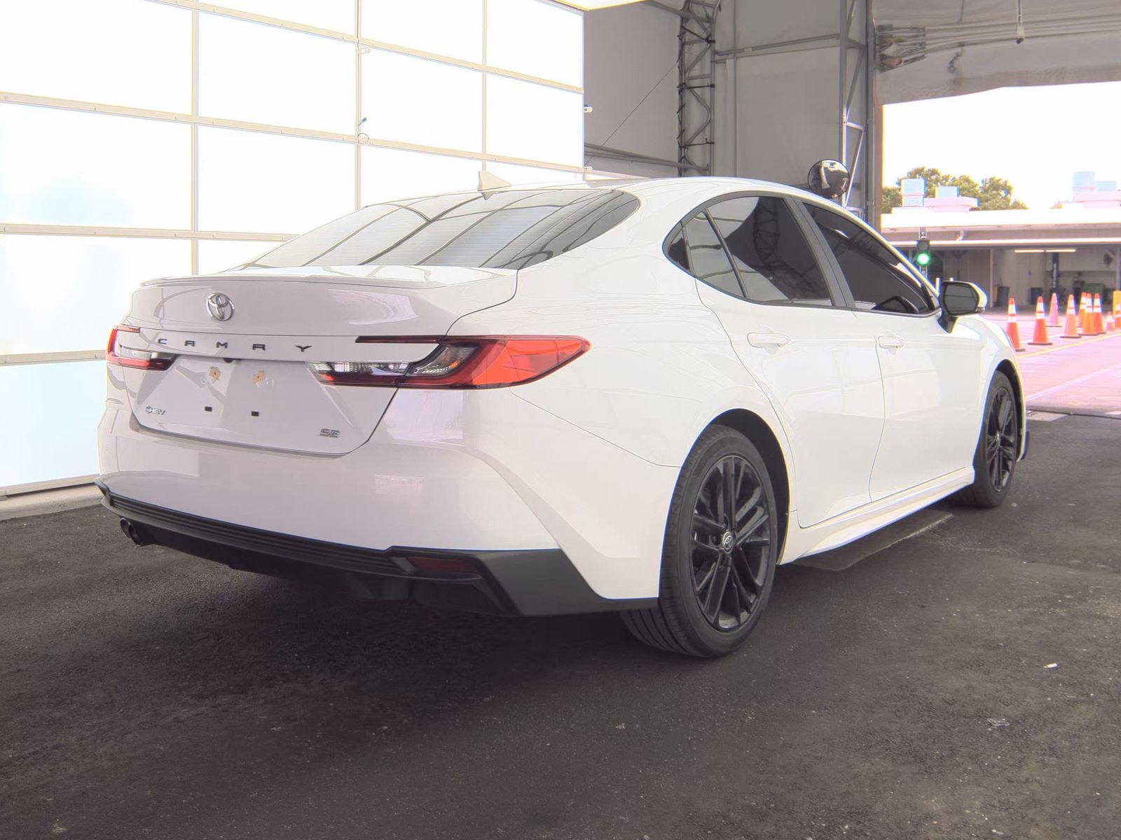 TOYOTA CAMRY - 6
