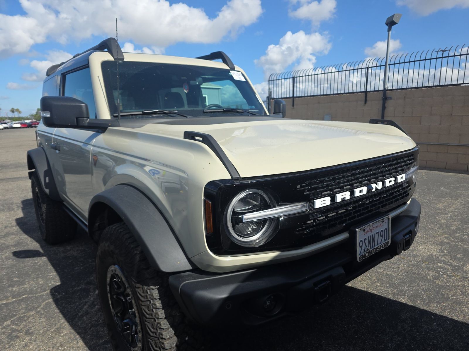 FORD BRONCO - 4
