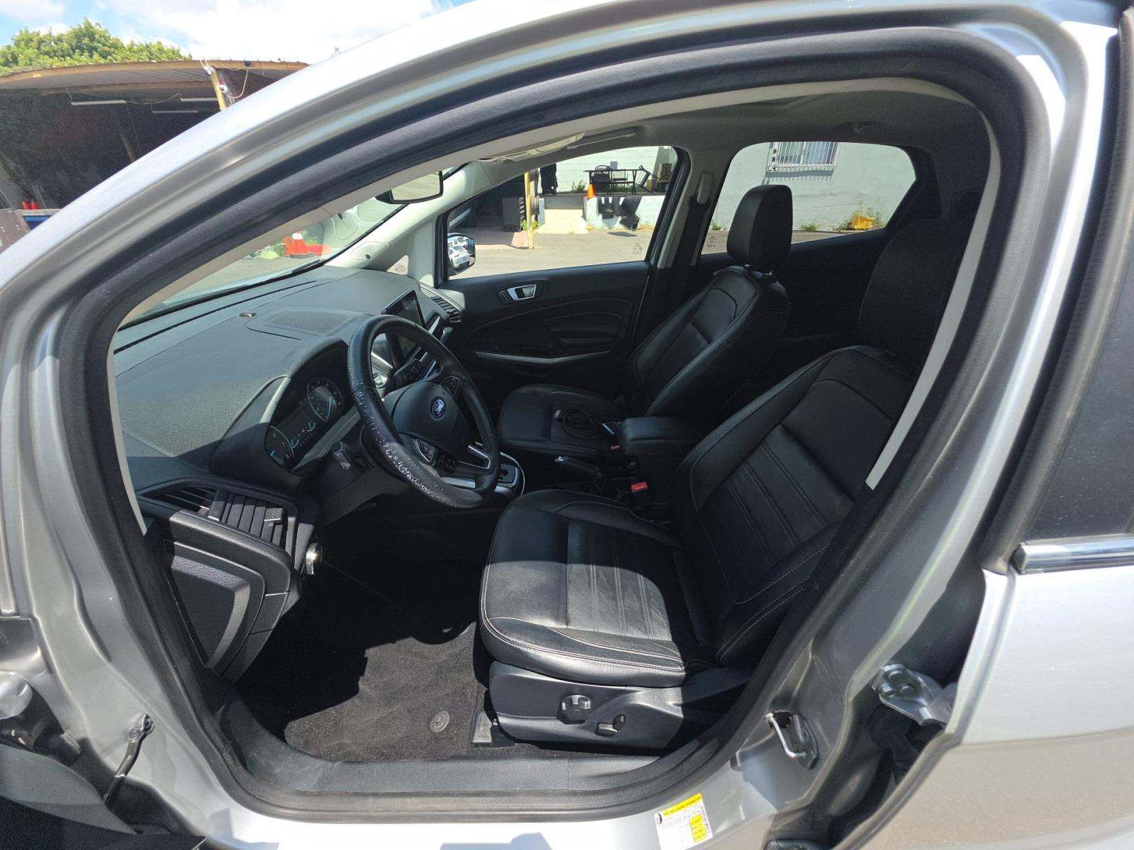 FORD ECOSPORT - 8