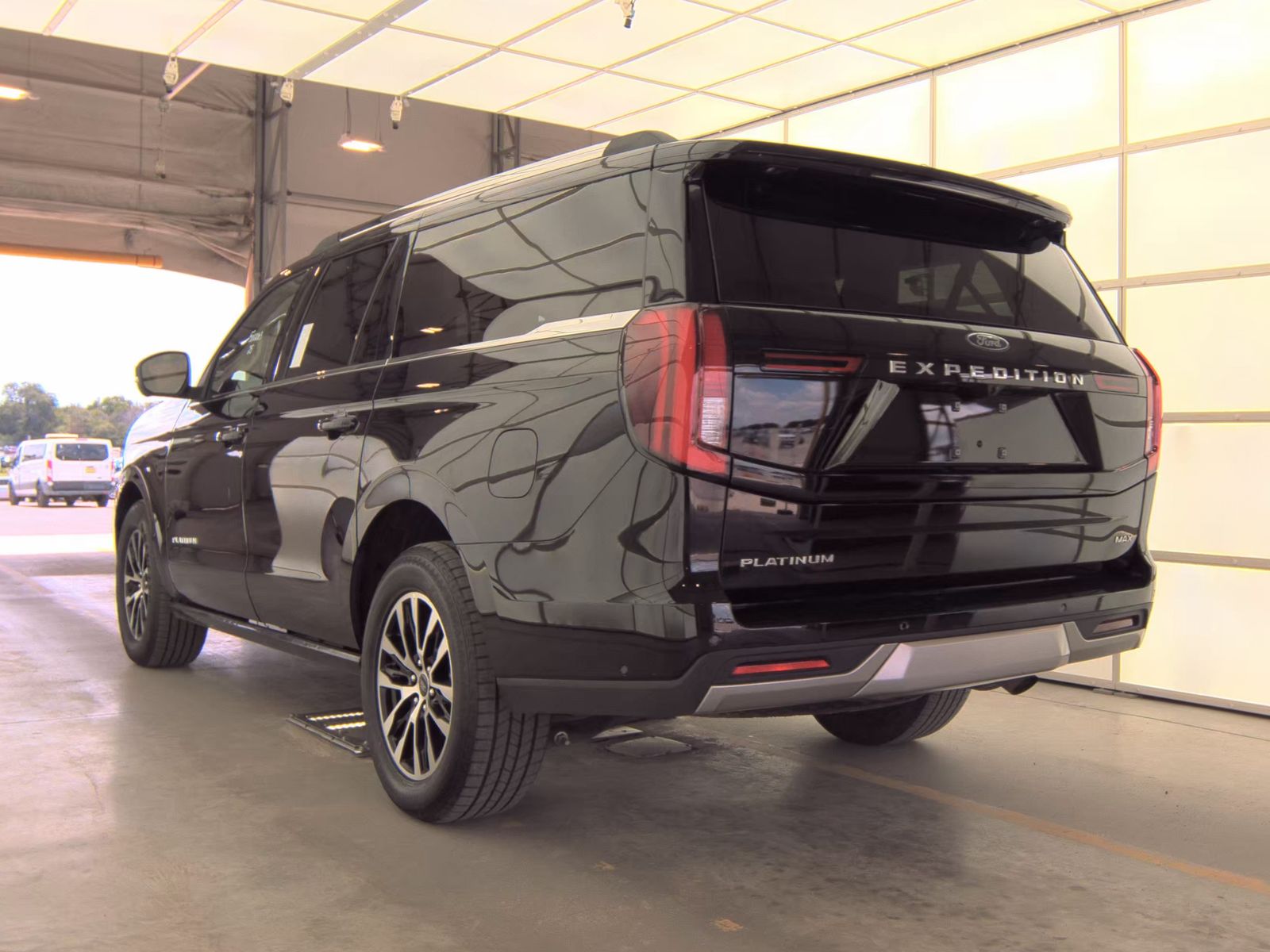 FORD EXPEDITION MAX - 9