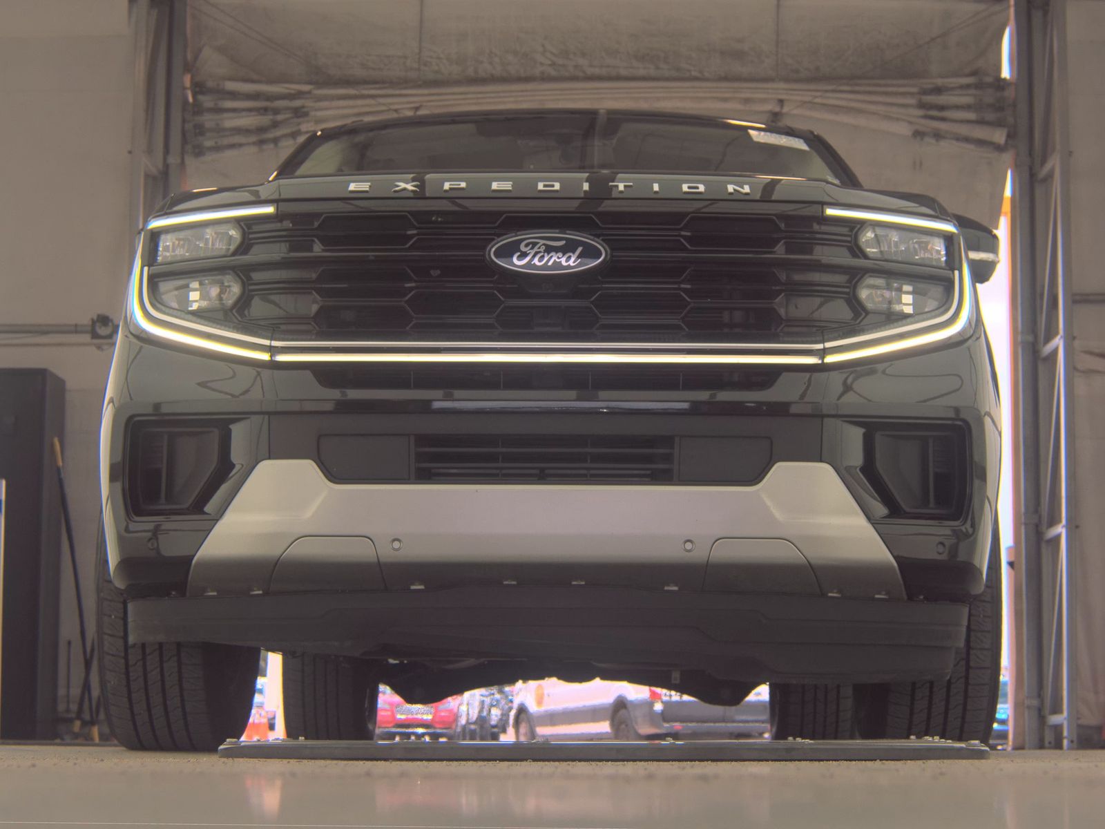 FORD EXPEDITION MAX - 4