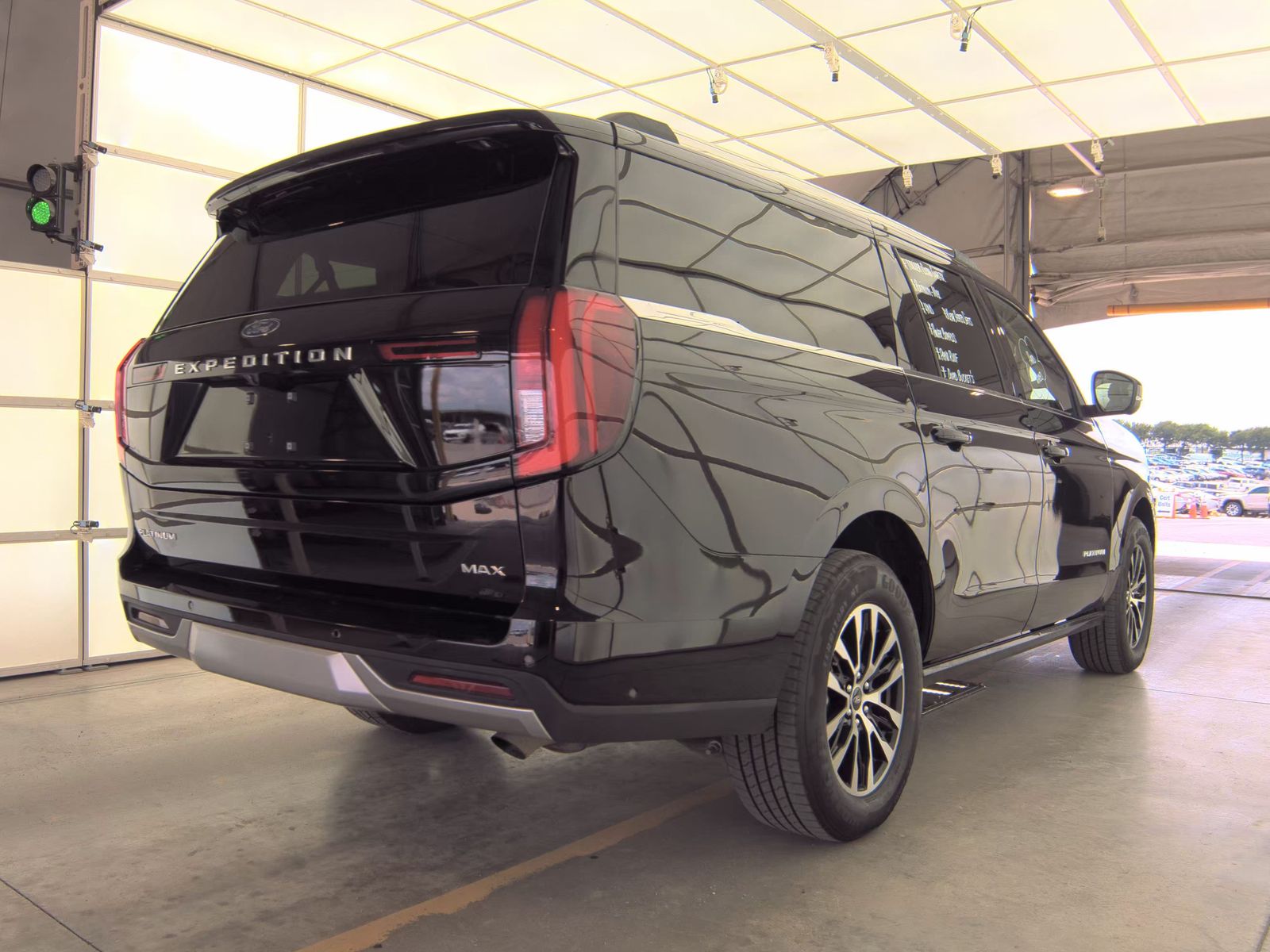 FORD EXPEDITION MAX - 6