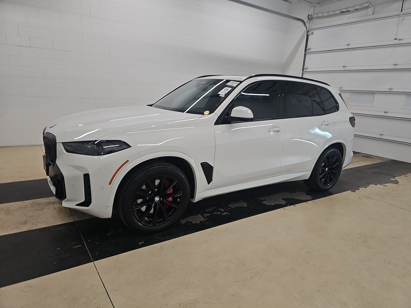 2025 BMW X5 xDrive40i's photo