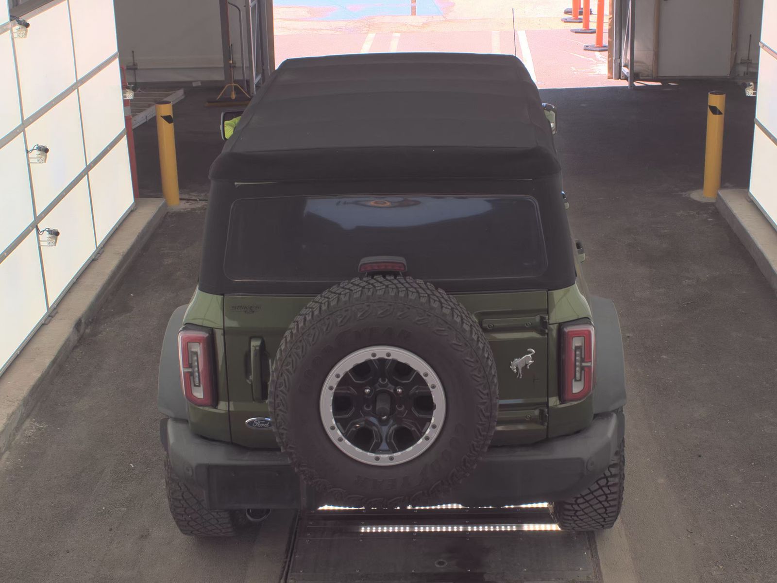 FORD BRONCO - 7