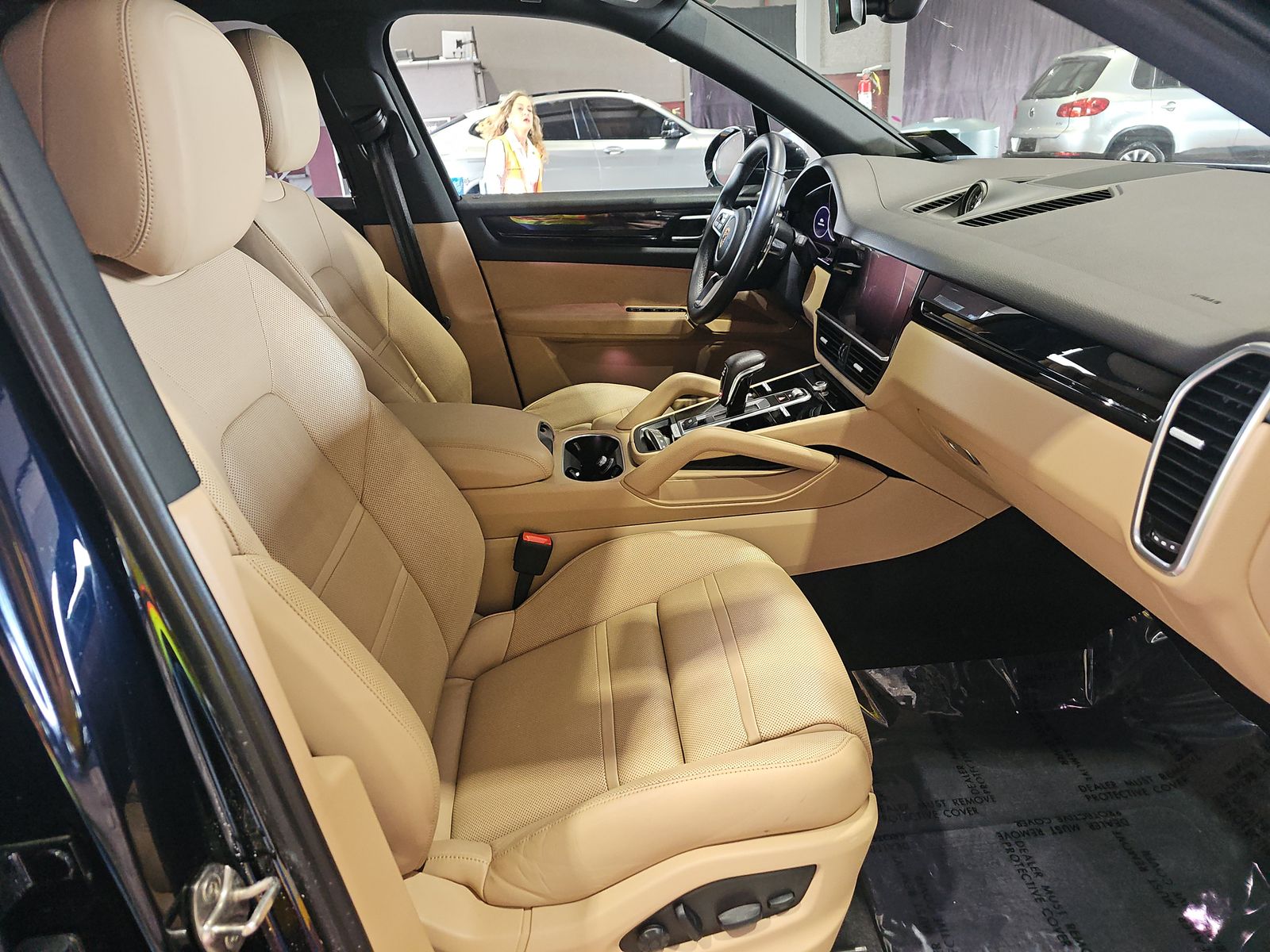 PORSCHE CAYENNE - 9