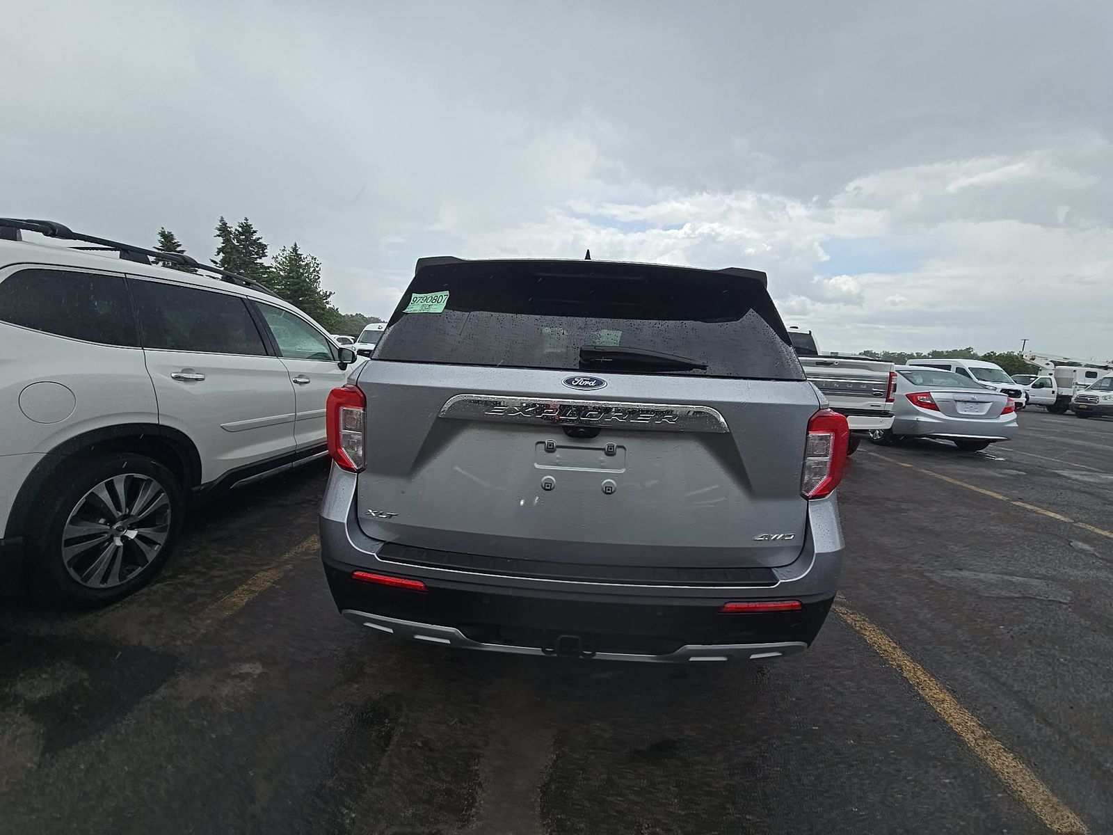 FORD EXPLORER - 6