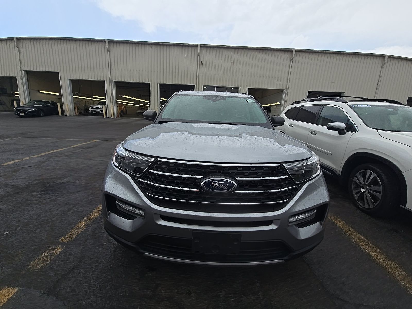 FORD EXPLORER - 3