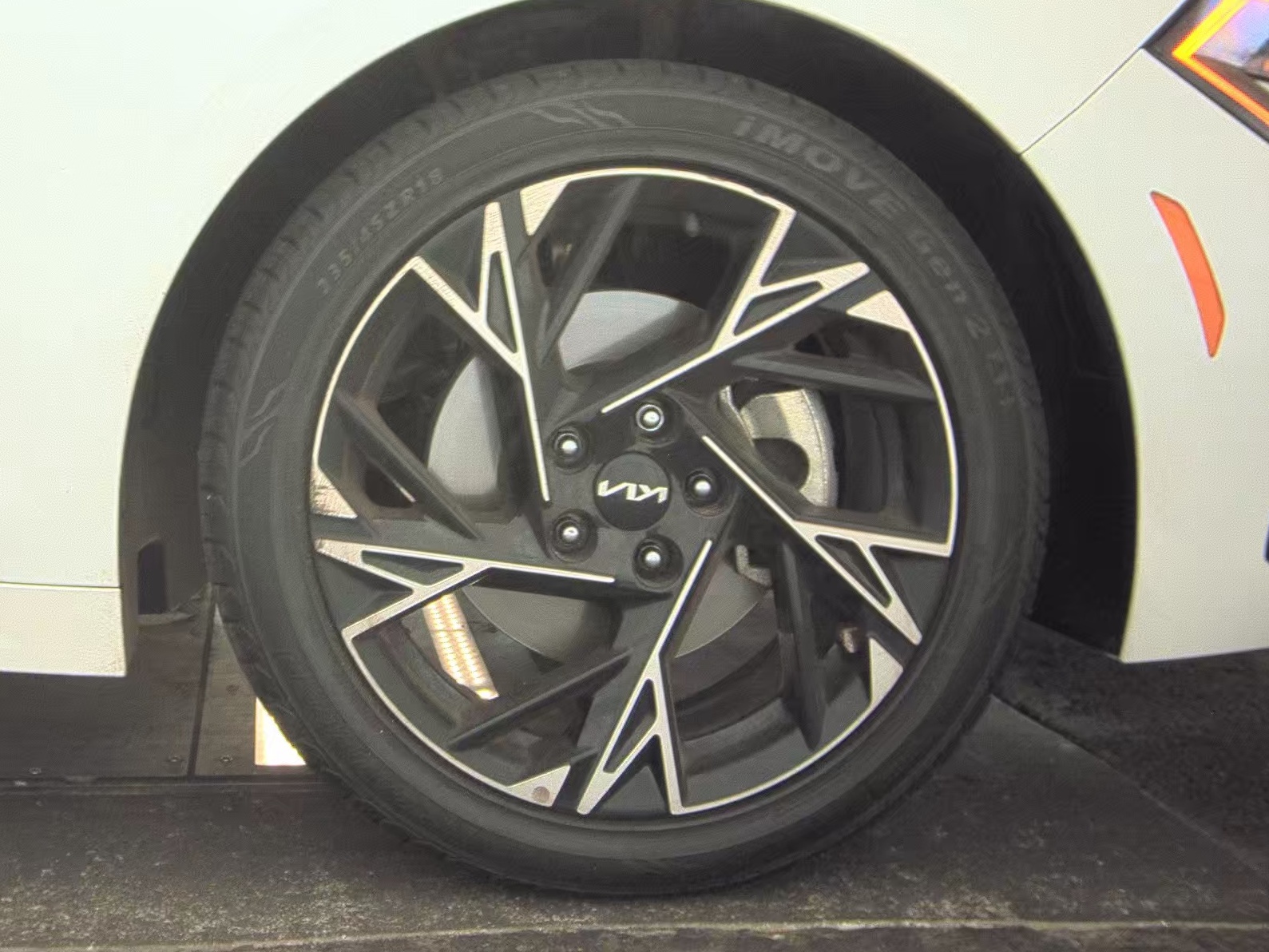 2025 Kia K5 GT-Line FWD