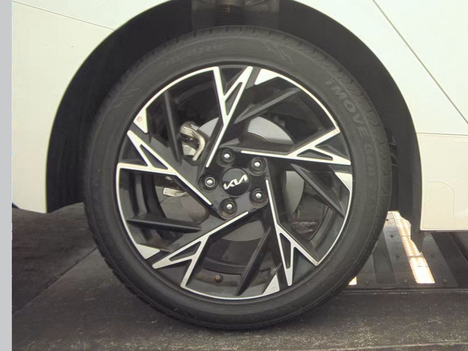2025 Kia K5 GT-Line FWD