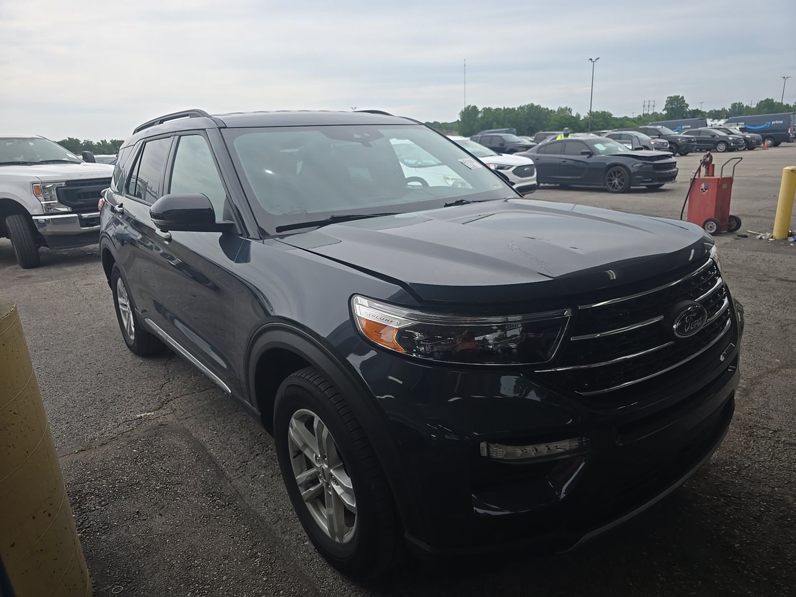FORD EXPLORER - 4