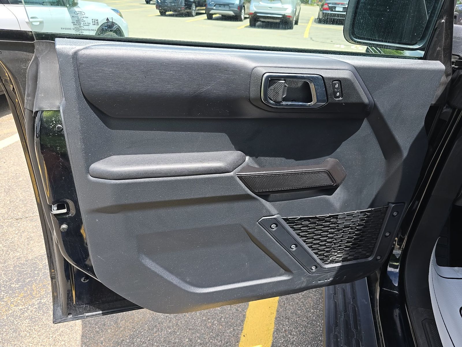 FORD BRONCO - 10
