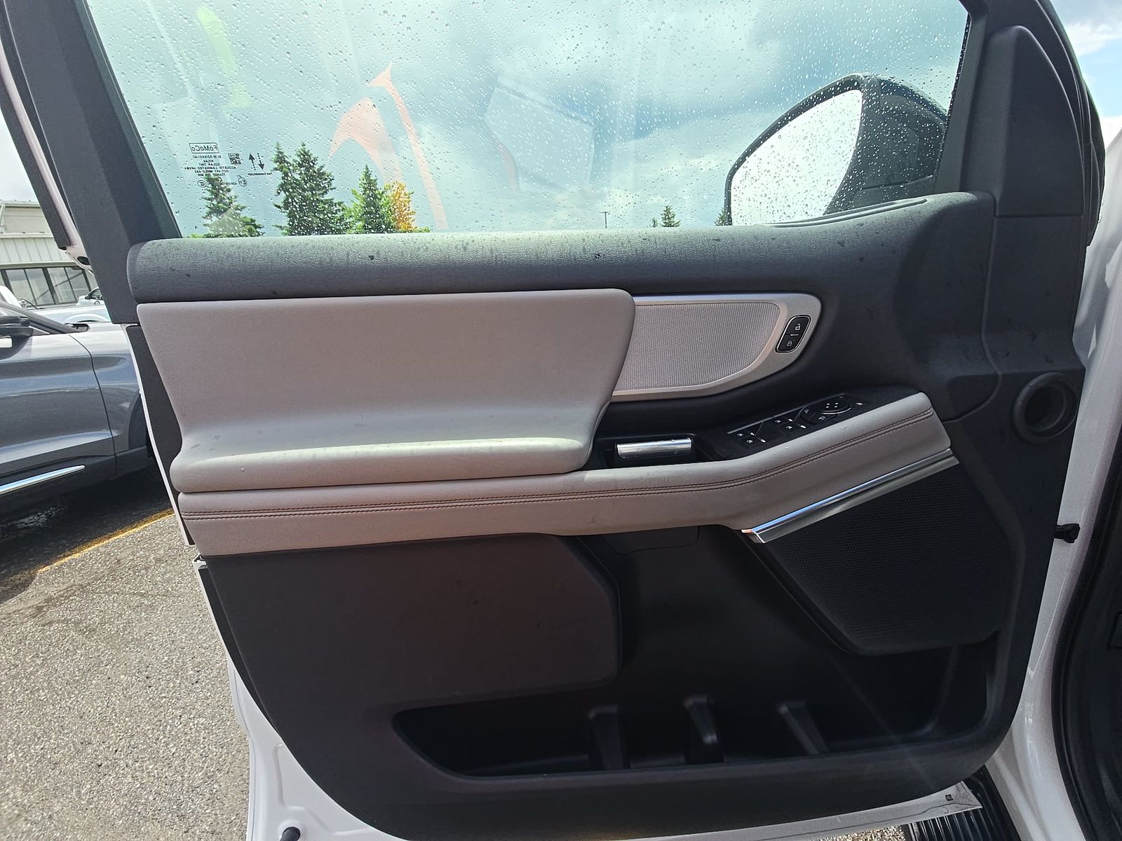 FORD EXPEDITION MAX - 10