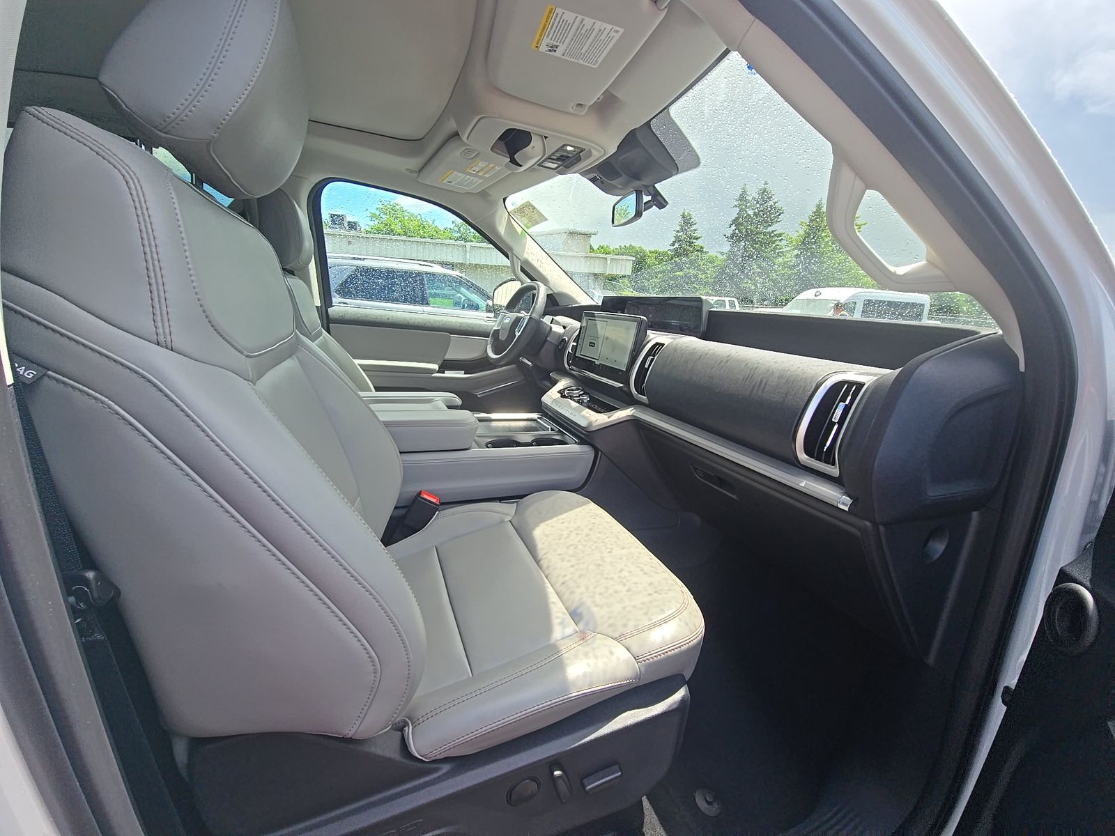 FORD EXPEDITION MAX - 9