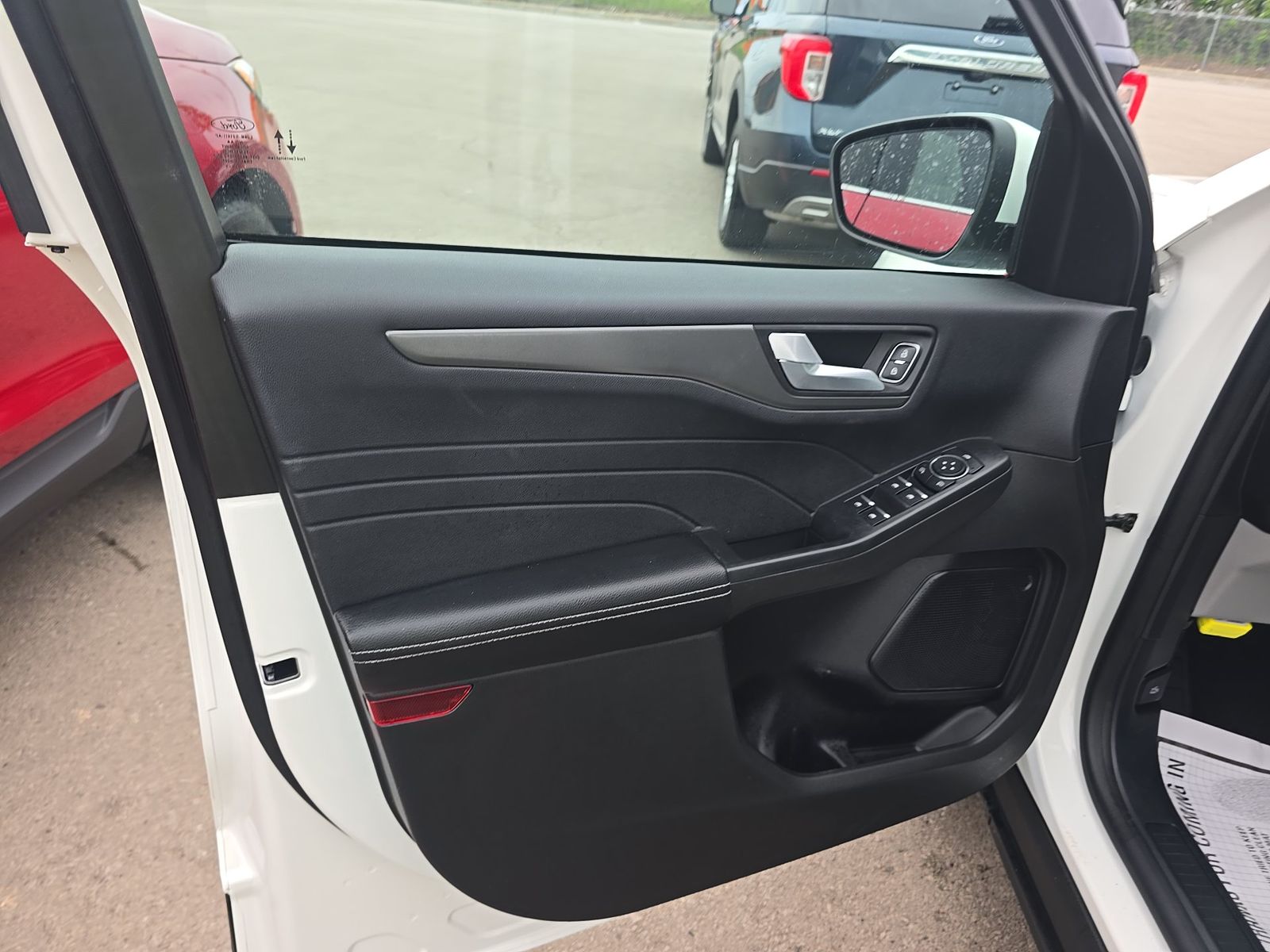 FORD ESCAPE - 10