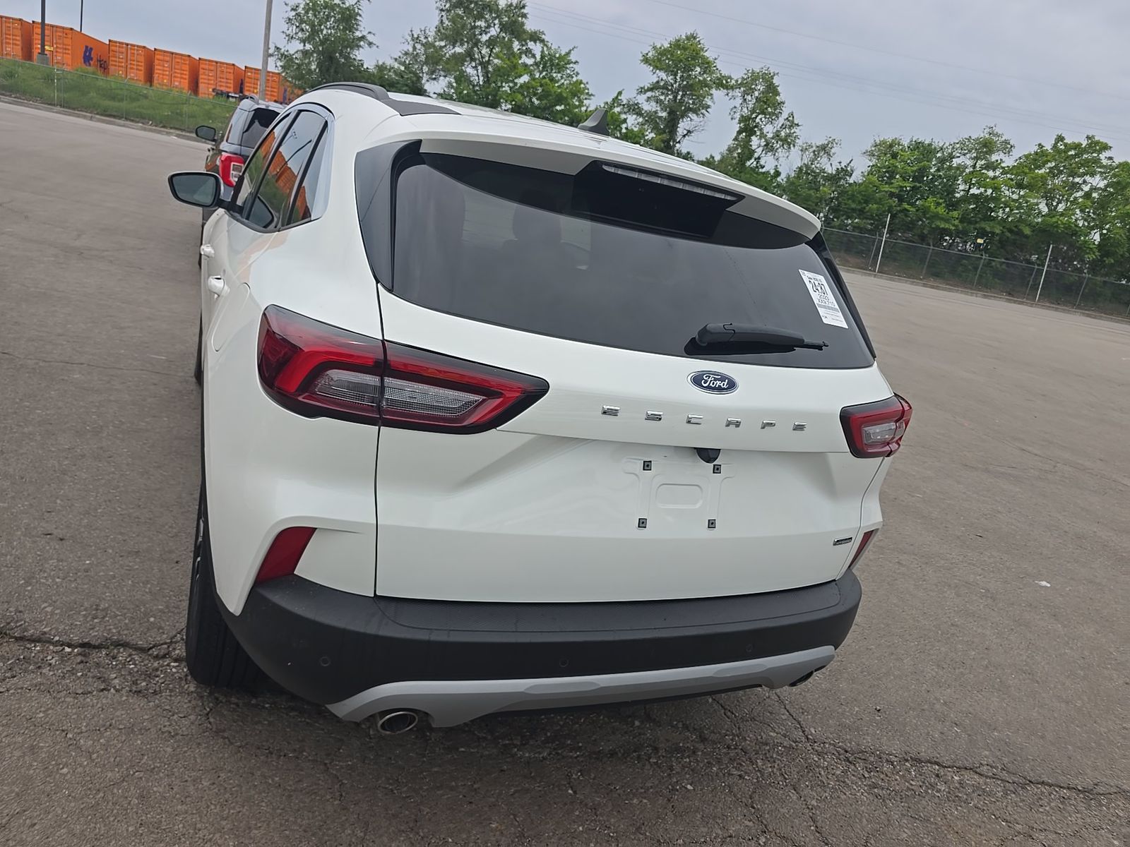 FORD ESCAPE - 6
