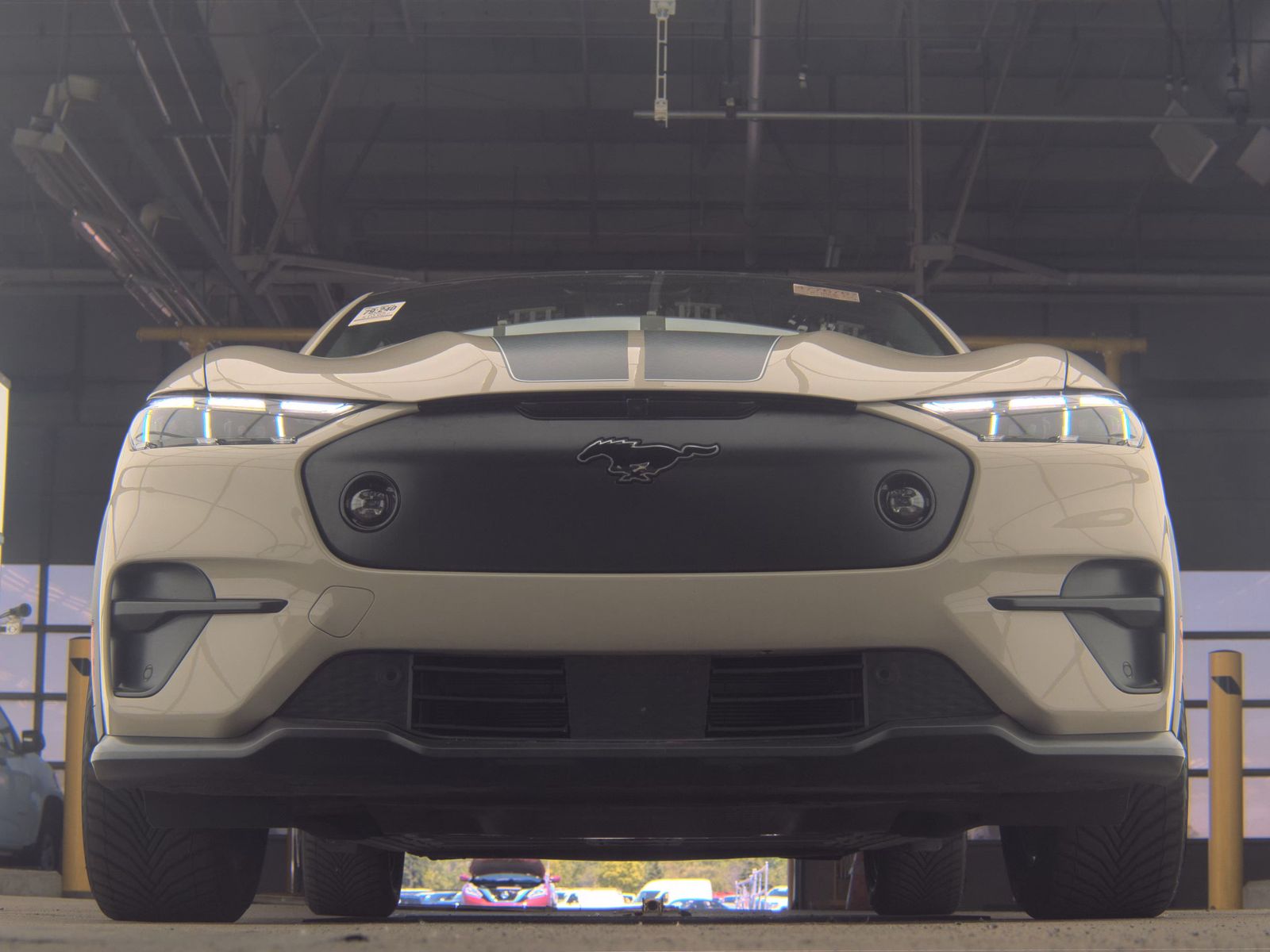 FORD MUSTANG MACH-E - 4