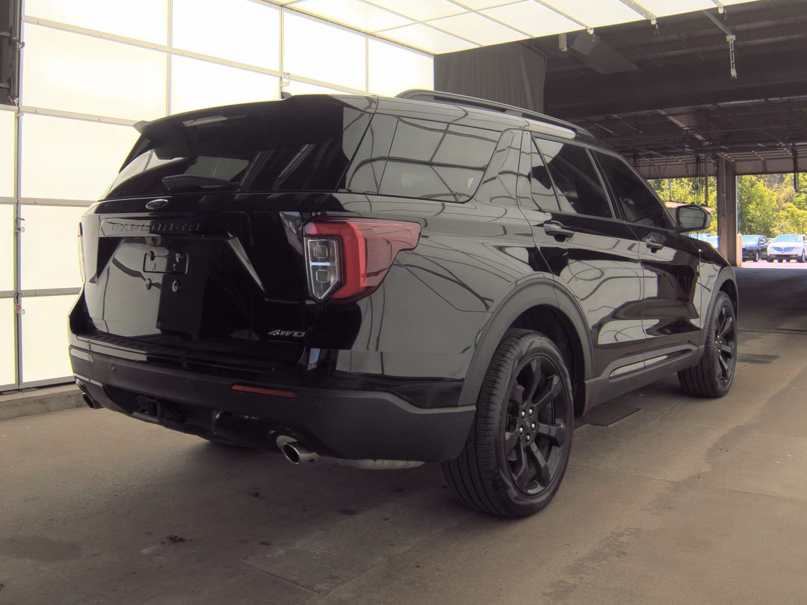 FORD EXPLORER - 6