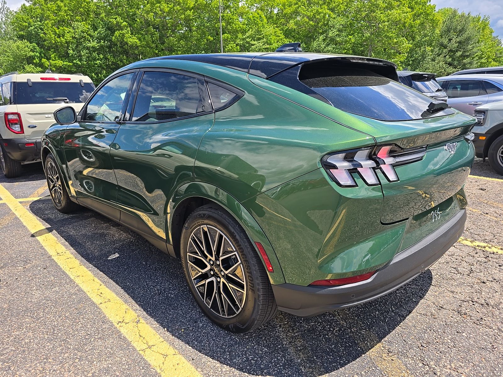 FORD MUSTANG MACH-E - 7