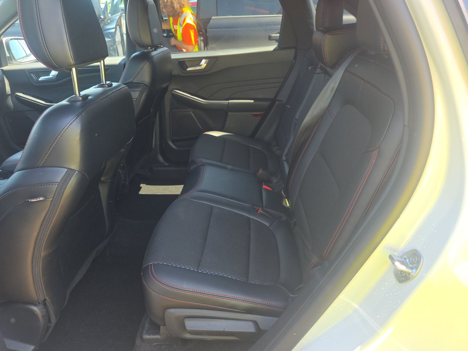 2025 Ford Escape Hybrid ST-Line Select AWD