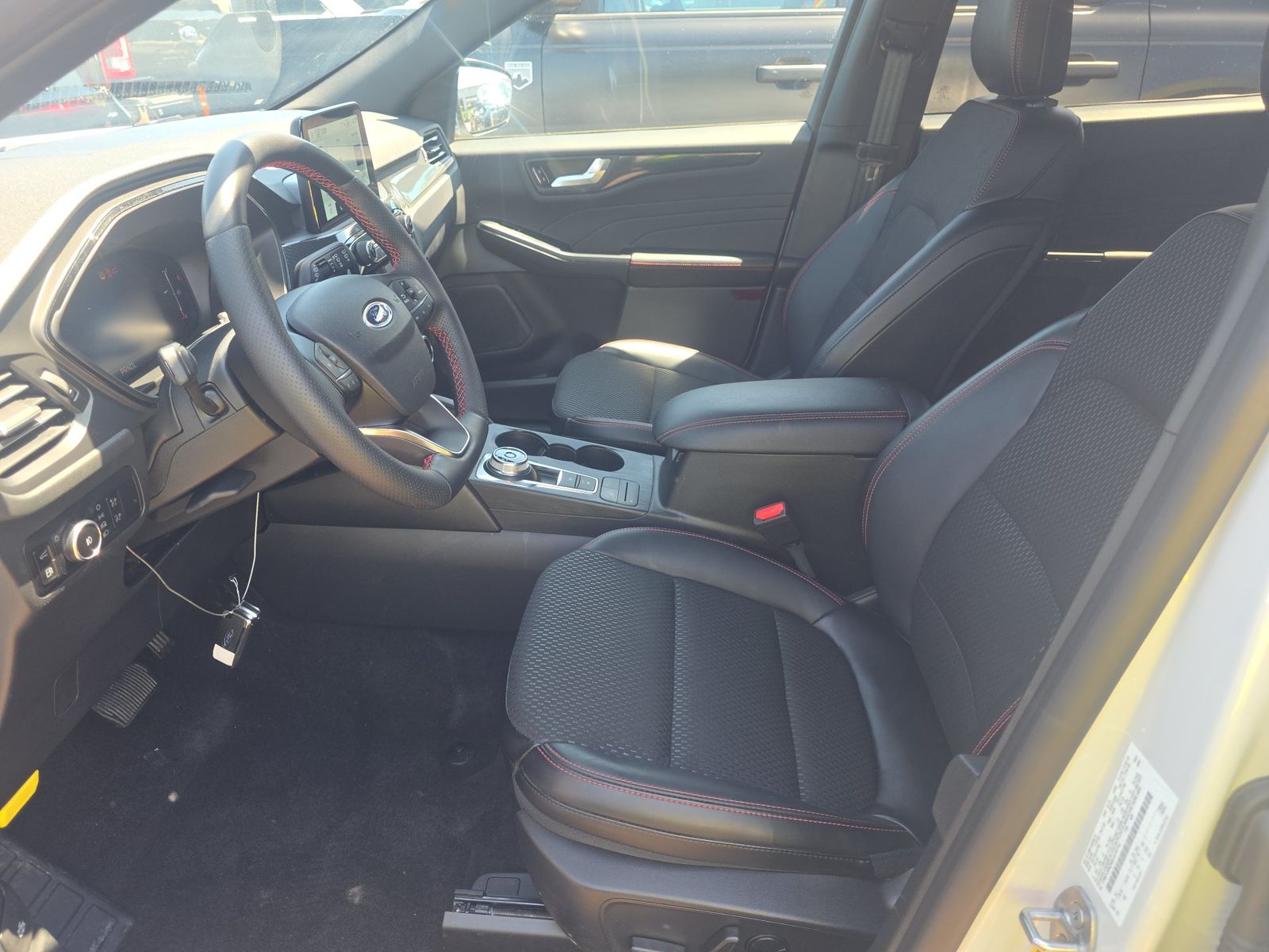 2025 Ford Escape Hybrid ST-Line Select AWD