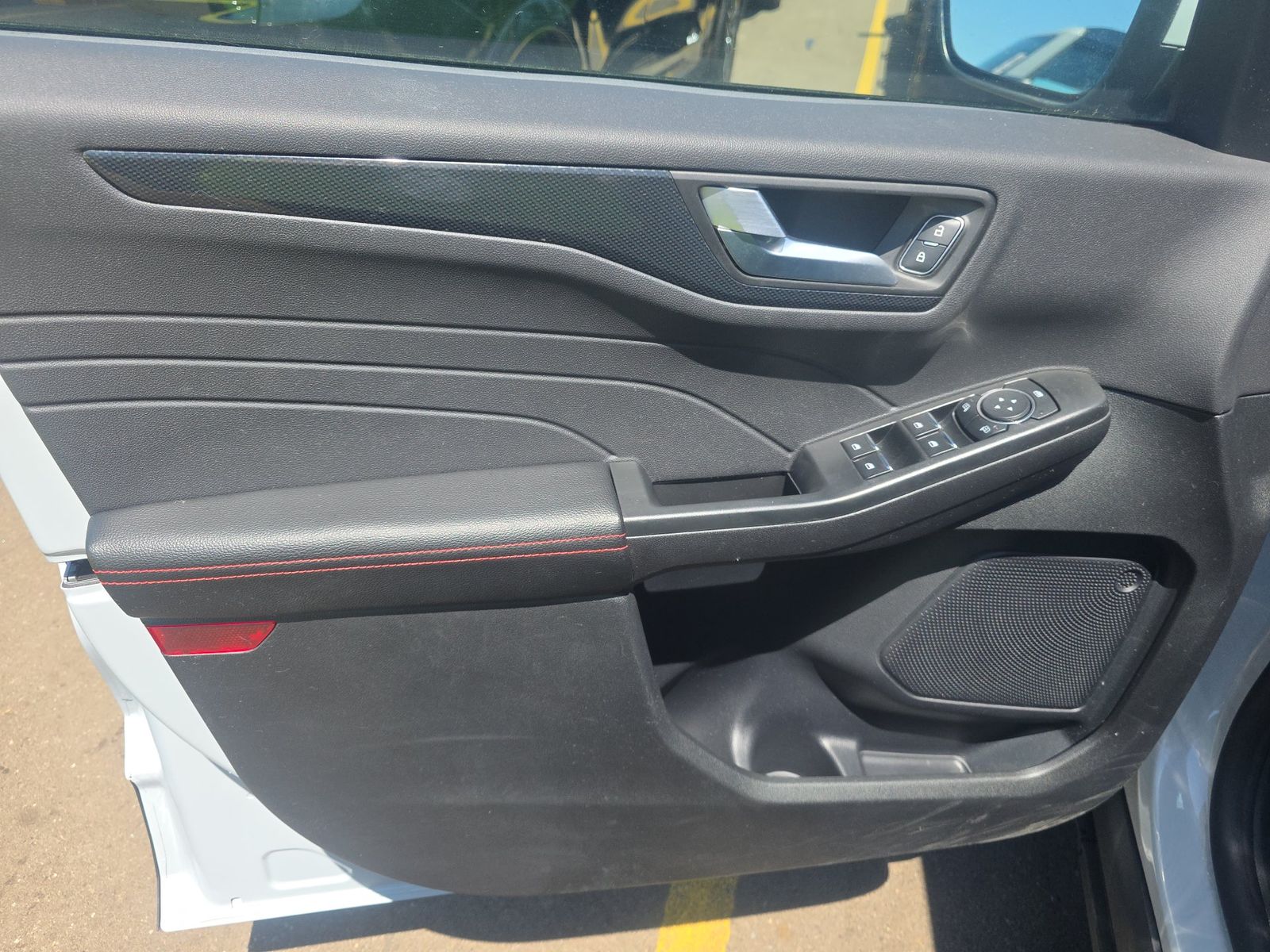 2025 Ford Escape Hybrid ST-Line Select AWD