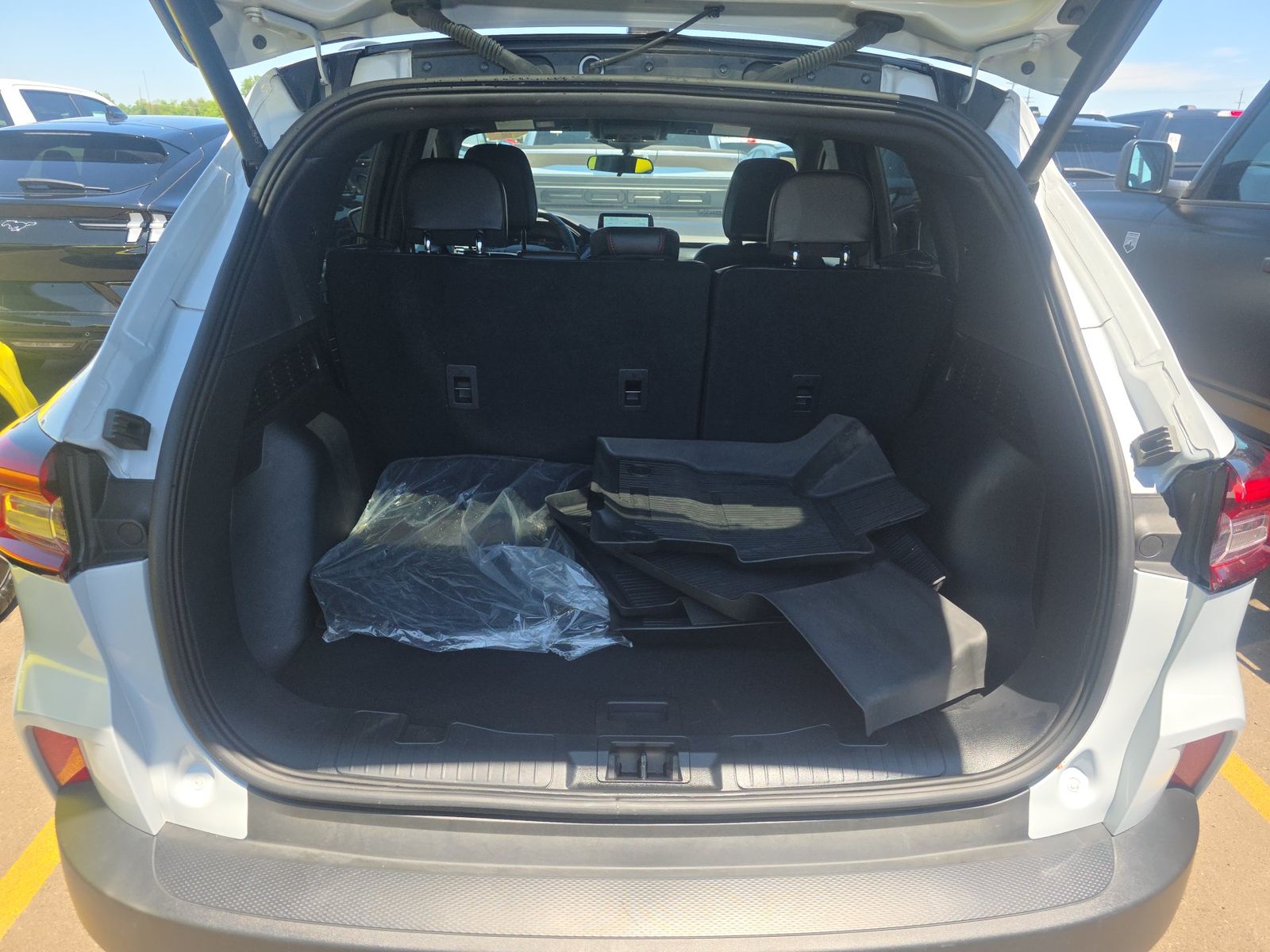 2025 Ford Escape Hybrid ST-Line Select AWD