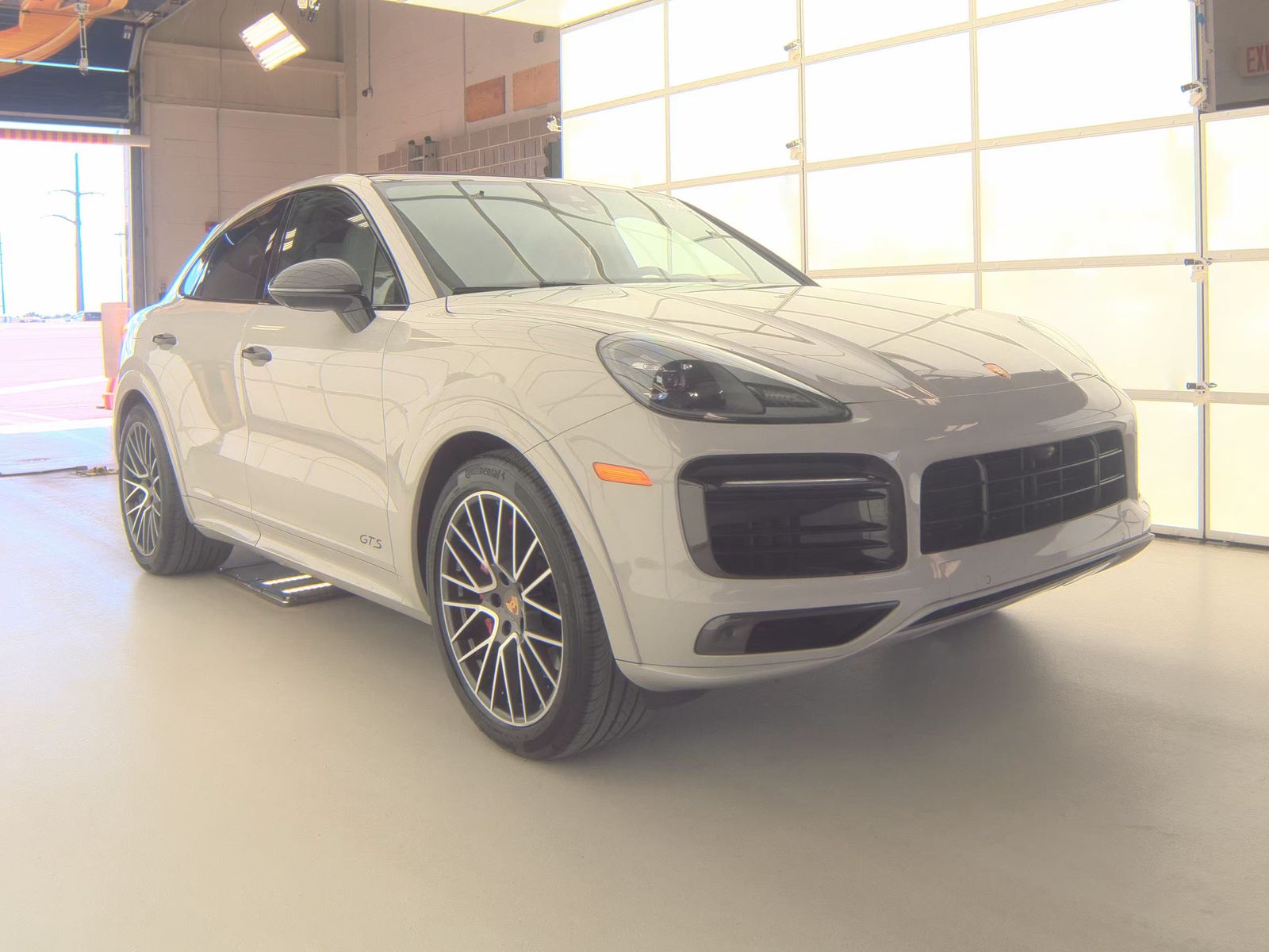 PORSCHE CAYENNE - 5