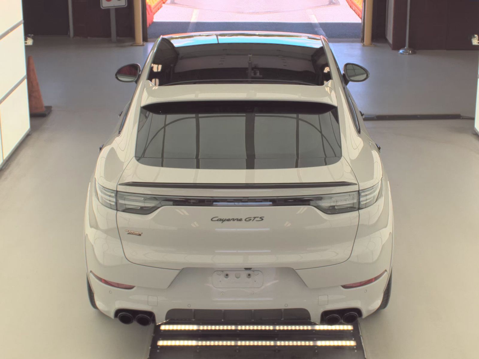 PORSCHE CAYENNE - 7