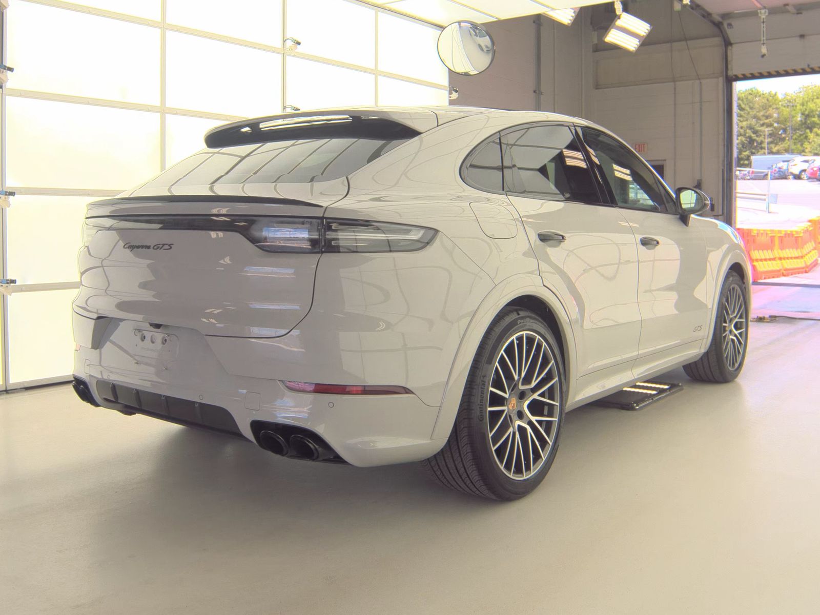 PORSCHE CAYENNE - 6
