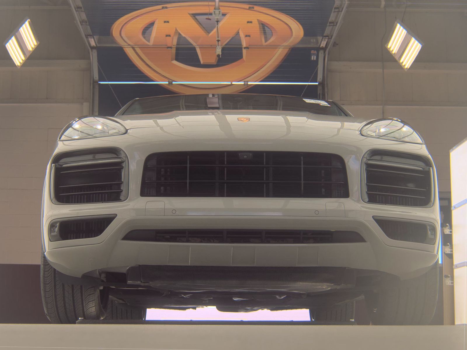 PORSCHE CAYENNE - 4