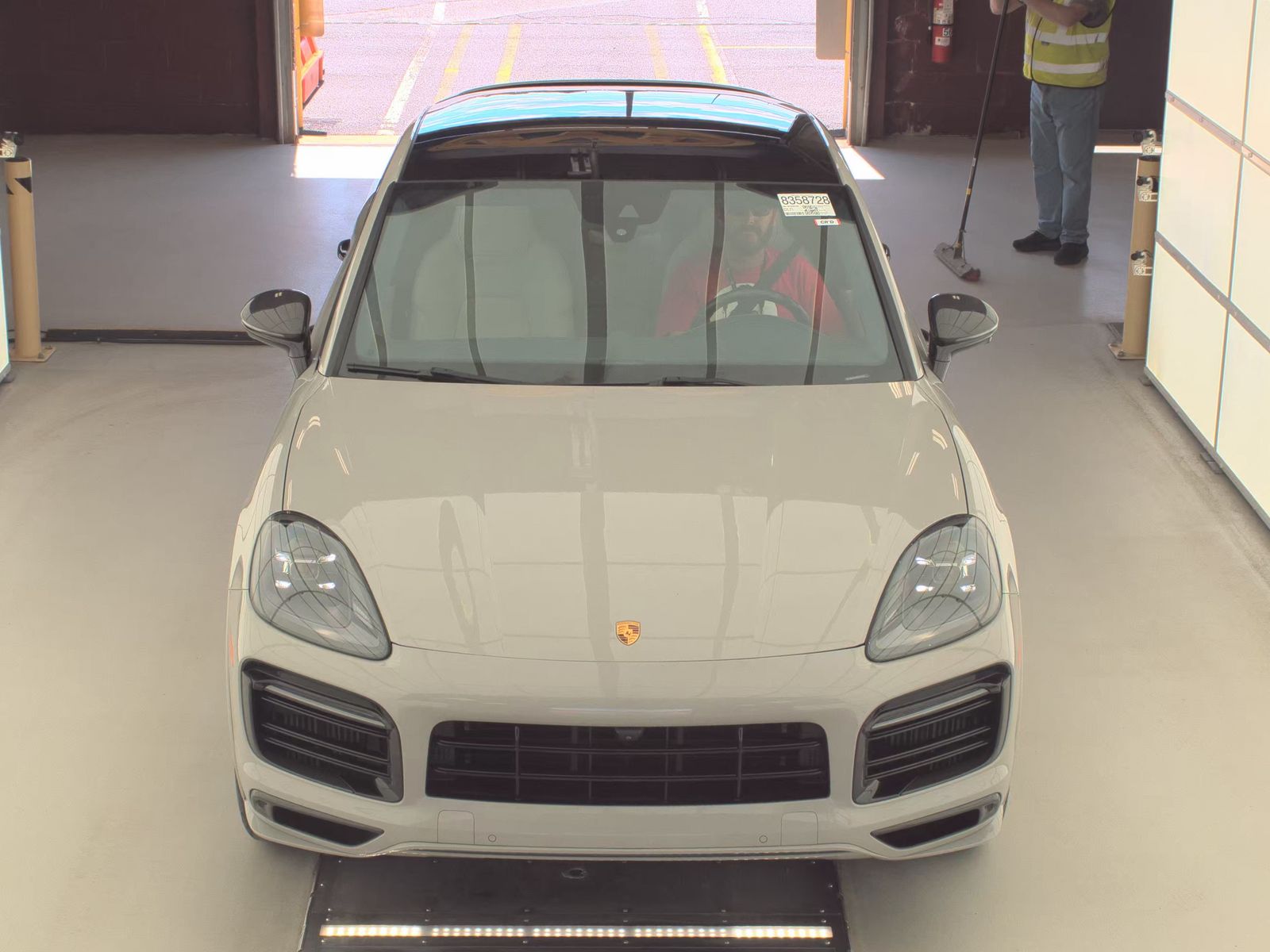 PORSCHE CAYENNE - 3