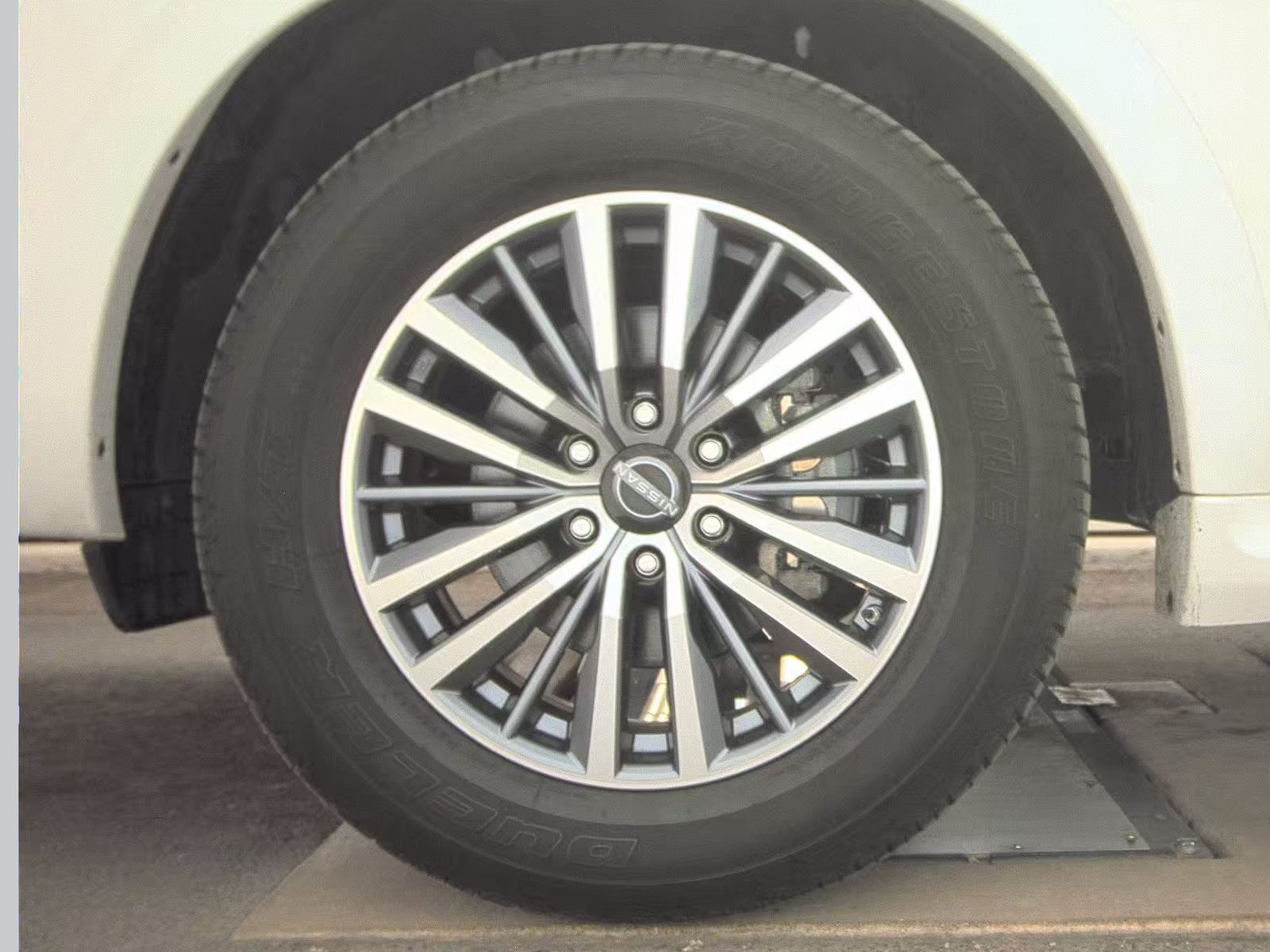 NISSAN ARMADA - 10
