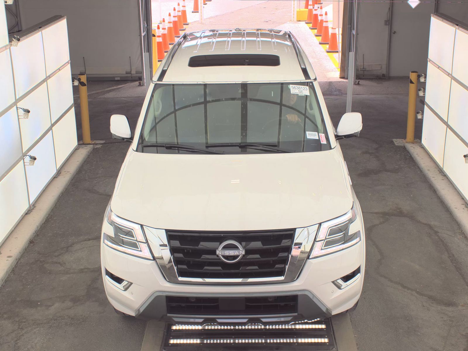 NISSAN ARMADA - 3
