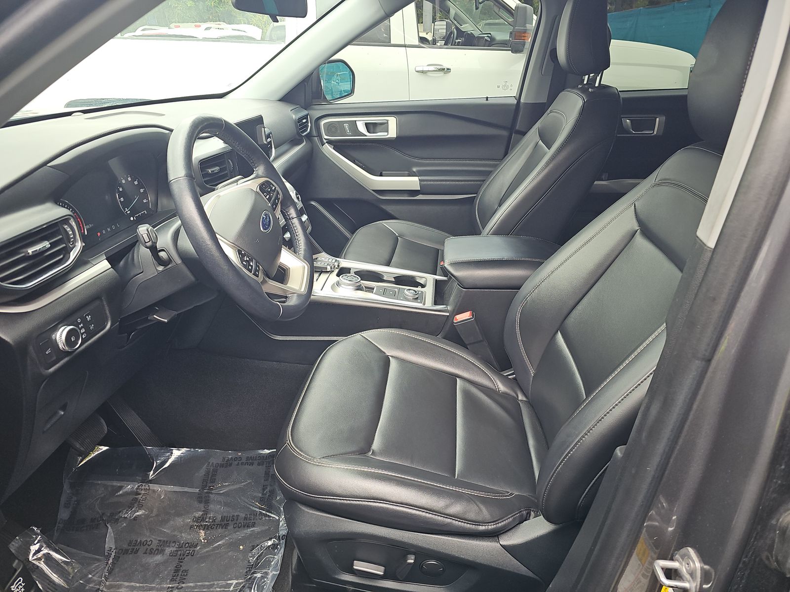 FORD EXPLORER - 8