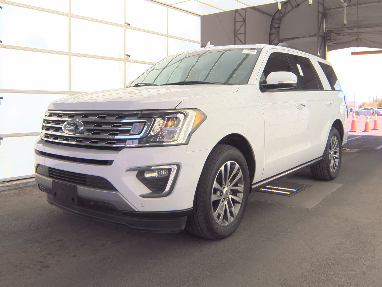 FORD EXPEDITION - 1